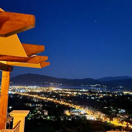 Holiday home Aquilina Apolpaina