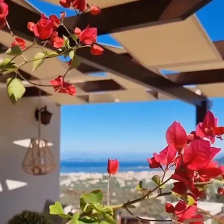 Aquilina Holiday home Apolpaina